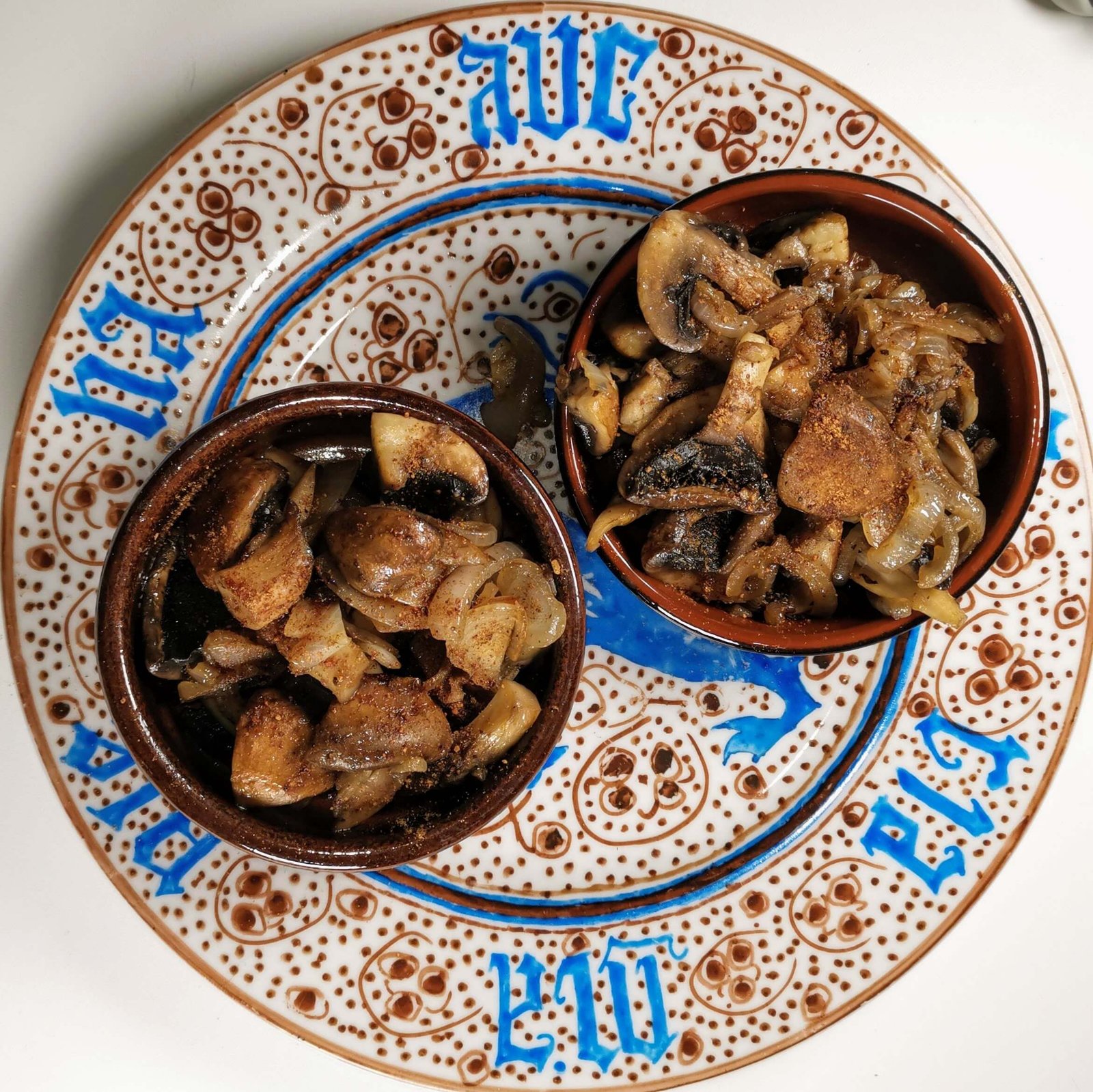60 Champignons, 190 Recettes : Cueillir Et Cuisiner Les Champignons De Nos Regions